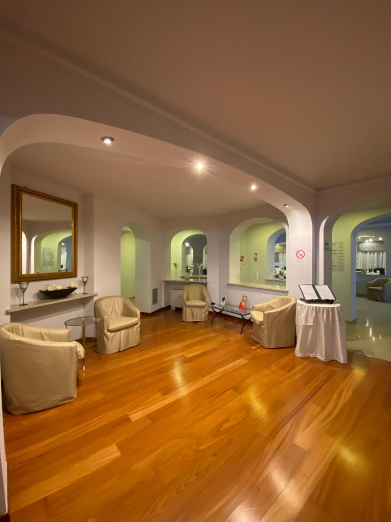 Green Hotel Settimo Torinese Exterior photo